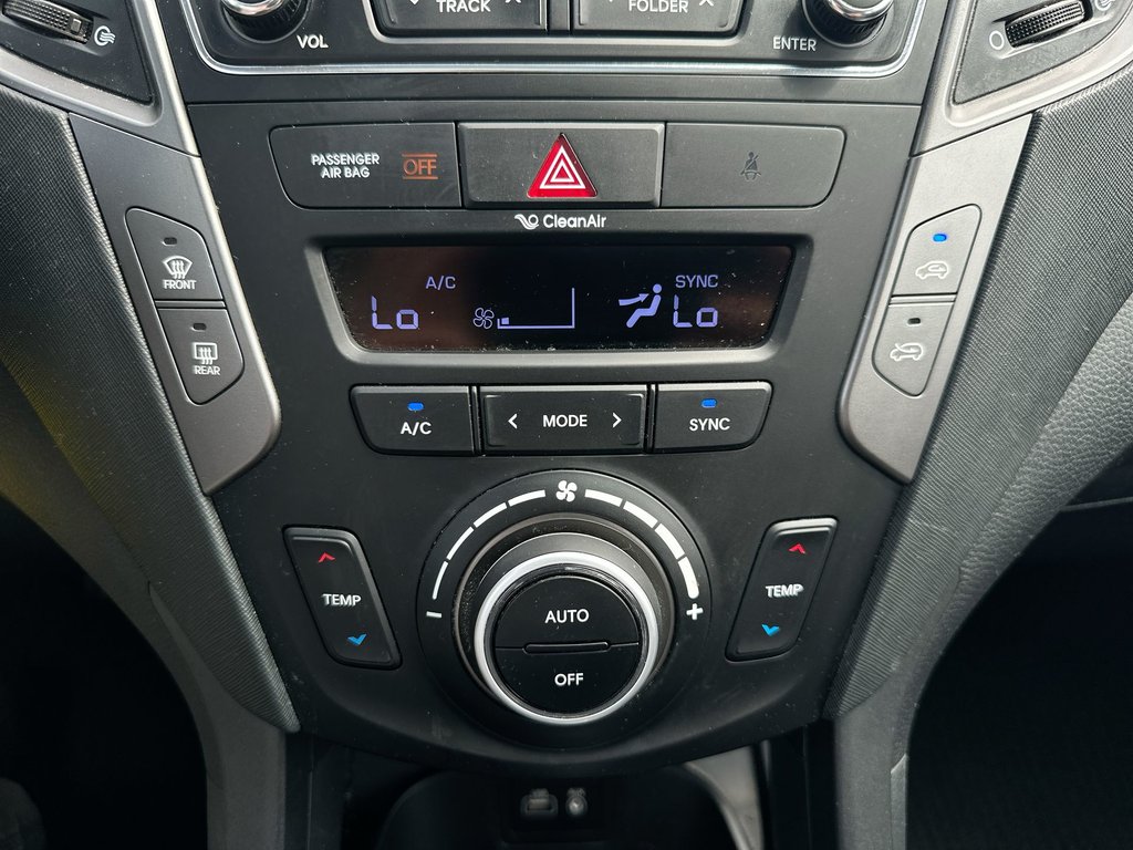 2017 Hyundai Santa Fe Sport SE | Roof | HtdWhl | Keyless | Bluetooth | USB in Saint John, New Brunswick - 27 - w1024h768px