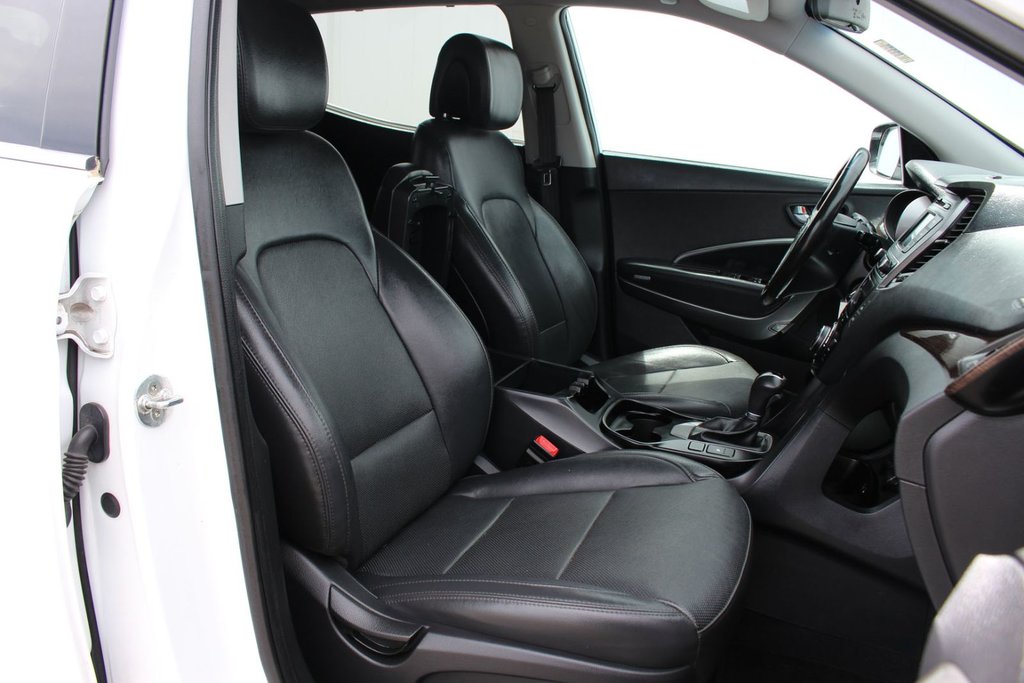 2018 Hyundai Santa Fe Sport SE | Leather | SunRoof | HtdSeats | Cam | Aux in Saint John, New Brunswick - 43 - w1024h768px