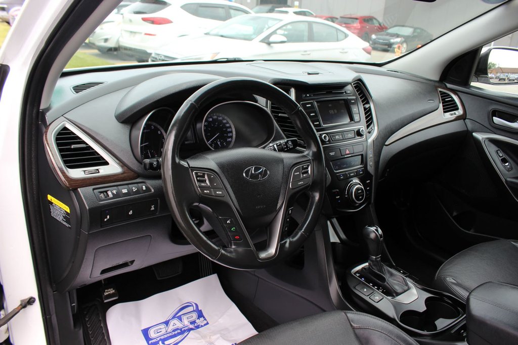 2018 Hyundai Santa Fe Sport SE | Leather | SunRoof | HtdSeats | Cam | Aux in Saint John, New Brunswick - 11 - w1024h768px