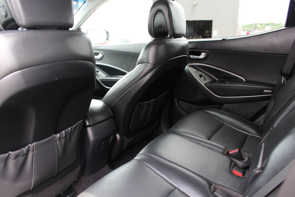 2018 Hyundai Santa Fe Sport SE | Leather | SunRoof | HtdSeats | Cam | Aux in Saint John, New Brunswick - 33 - w1024h768px