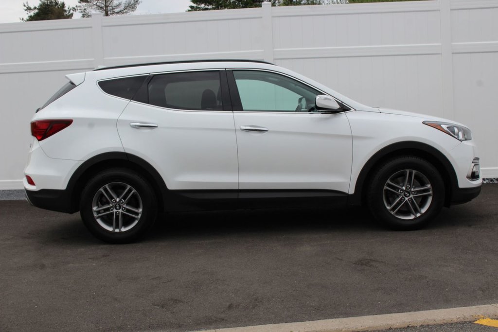 2018 Hyundai Santa Fe Sport SE | Leather | SunRoof | HtdSeats | Cam | Aux in Saint John, New Brunswick - 8 - w1024h768px