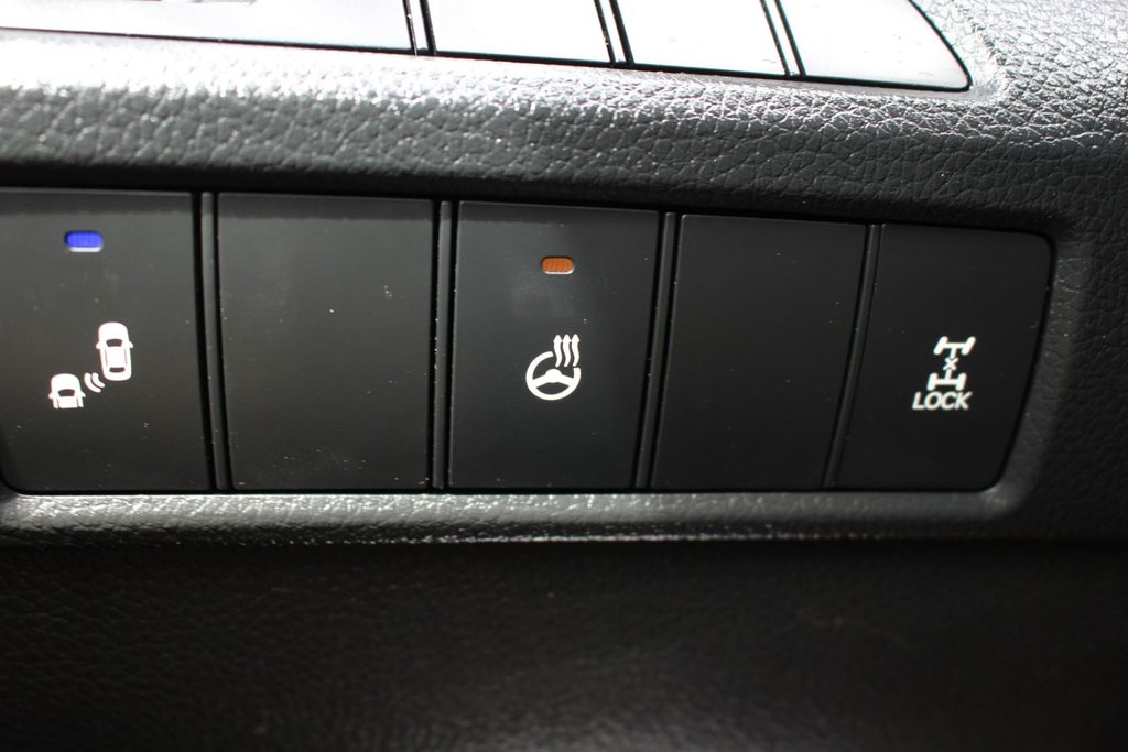 2018 Hyundai Santa Fe Sport SE | Leather | SunRoof | HtdSeats | Cam | Aux in Saint John, New Brunswick - 20 - w1024h768px