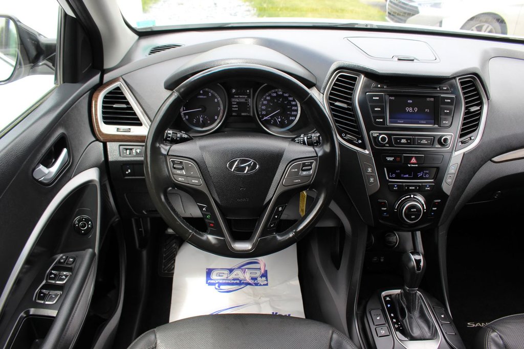 2018 Hyundai Santa Fe Sport SE | Leather | SunRoof | HtdSeats | Cam | Aux in Saint John, New Brunswick - 16 - w1024h768px