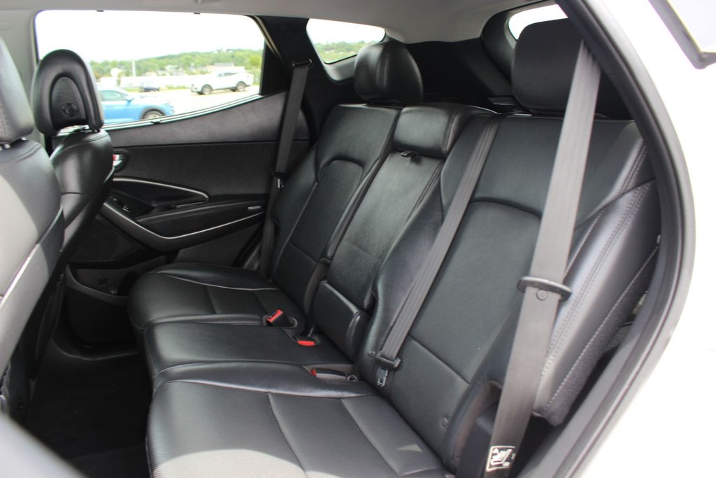 2018 Hyundai Santa Fe Sport SE | Leather | SunRoof | HtdSeats | Cam | Aux in Saint John, New Brunswick - 31 - w1024h768px