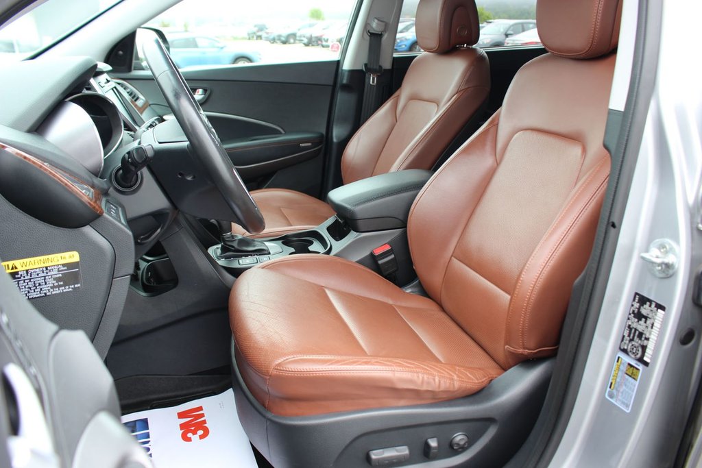 Hyundai Santa Fe XL Limited | Leather | SunRoof | Nav | Cam | USB 2016 à Saint John, Nouveau-Brunswick - 10 - w1024h768px