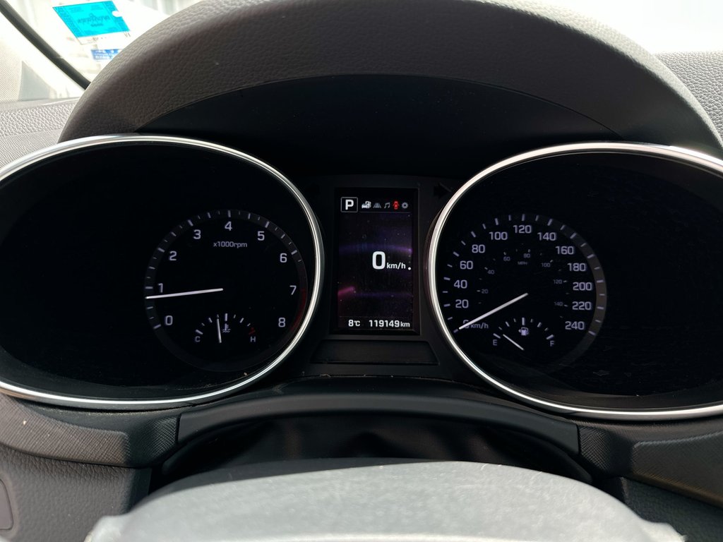 2019 Hyundai Santa Fe XL Luxury | Roof | Lthr | Cam | HtdSeat | Bluetooth in Saint John, New Brunswick - 24 - w1024h768px