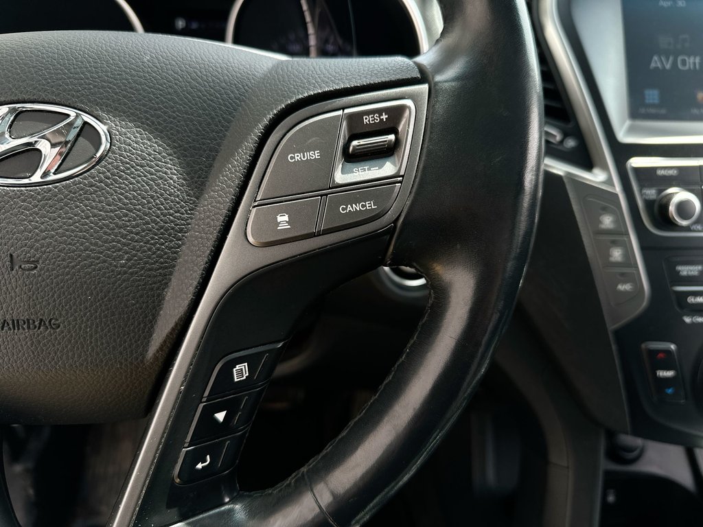 2019 Hyundai Santa Fe XL Luxury | Roof | Lthr | Cam | HtdSeat | Bluetooth in Saint John, New Brunswick - 21 - w1024h768px