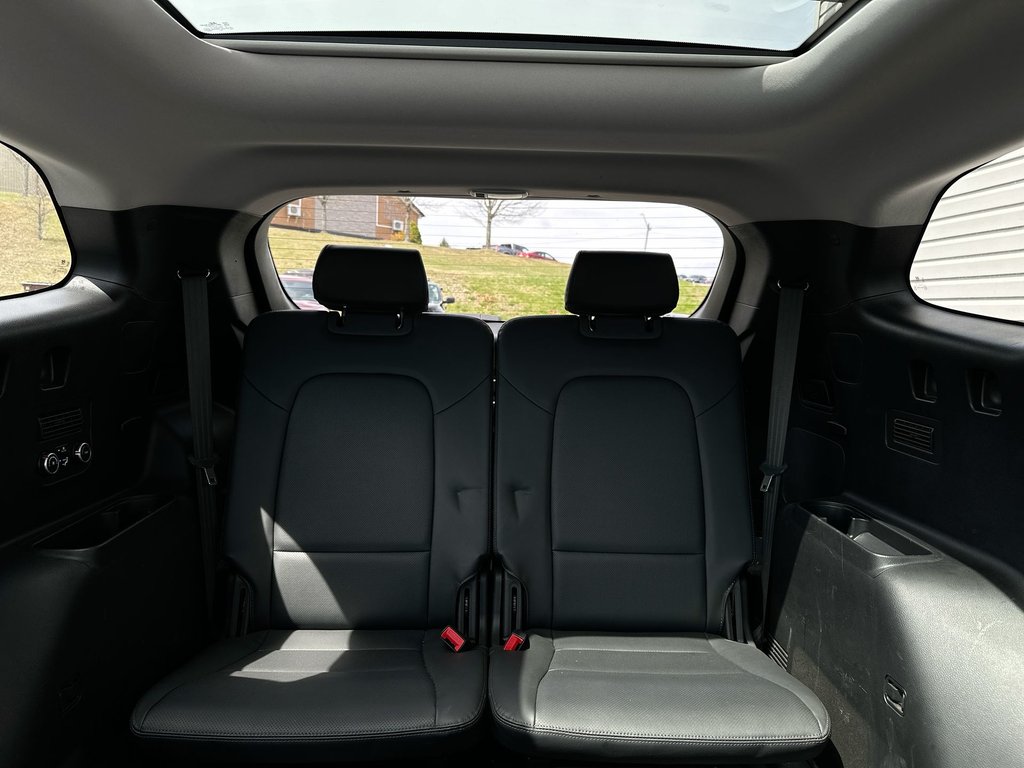 2019 Hyundai Santa Fe XL Luxury | Roof | Lthr | Cam | HtdSeat | Bluetooth in Saint John, New Brunswick - 49 - w1024h768px