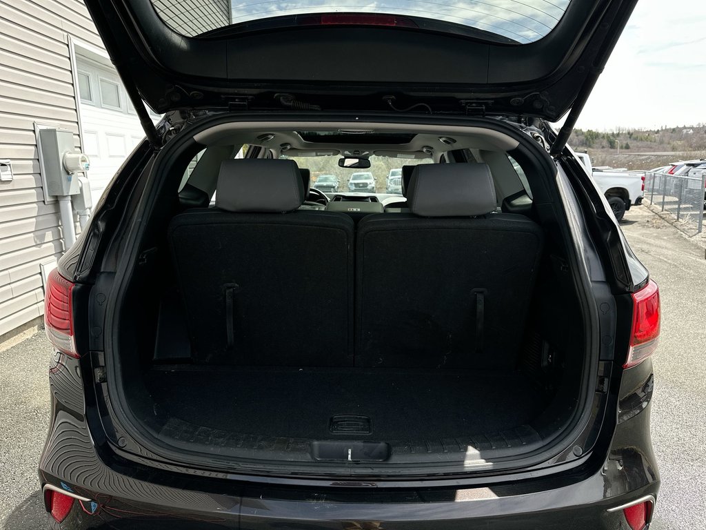 2019 Hyundai Santa Fe XL Luxury | Roof | Lthr | Cam | HtdSeat | Bluetooth in Saint John, New Brunswick - 36 - w1024h768px