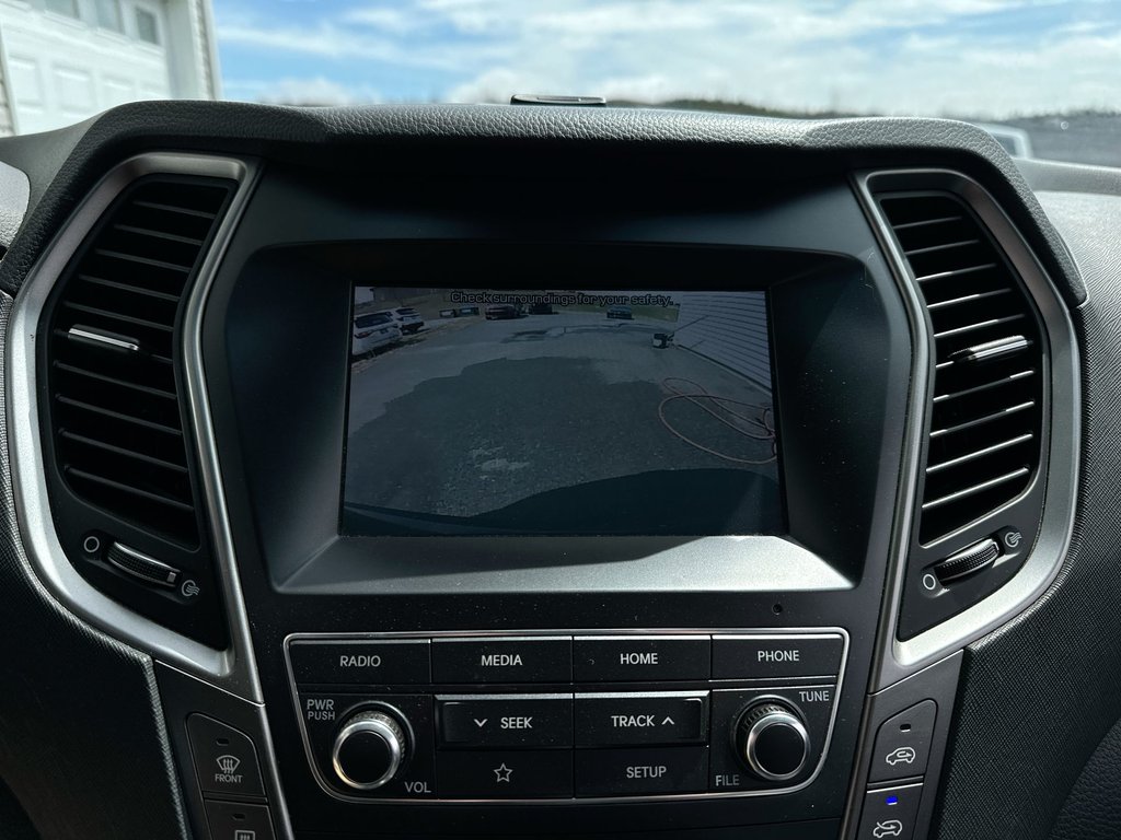 2019 Hyundai Santa Fe XL Luxury | Roof | Lthr | Cam | HtdSeat | Bluetooth in Saint John, New Brunswick - 26 - w1024h768px