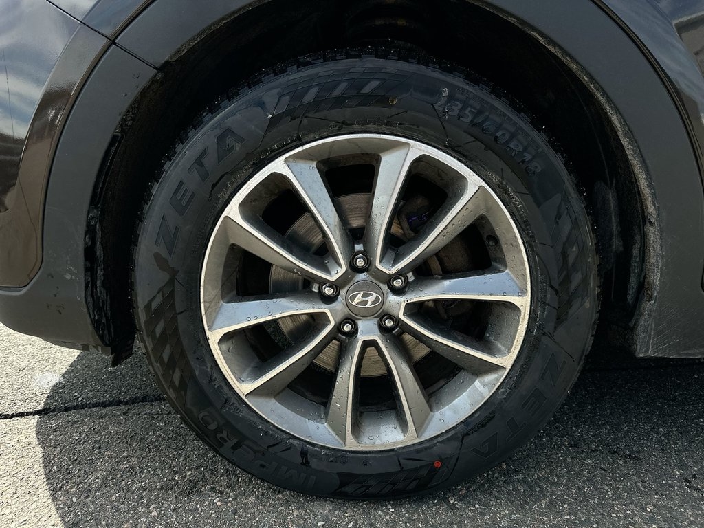 2019 Hyundai Santa Fe XL Luxury | Roof | Lthr | Cam | HtdSeat | Bluetooth in Saint John, New Brunswick - 10 - w1024h768px