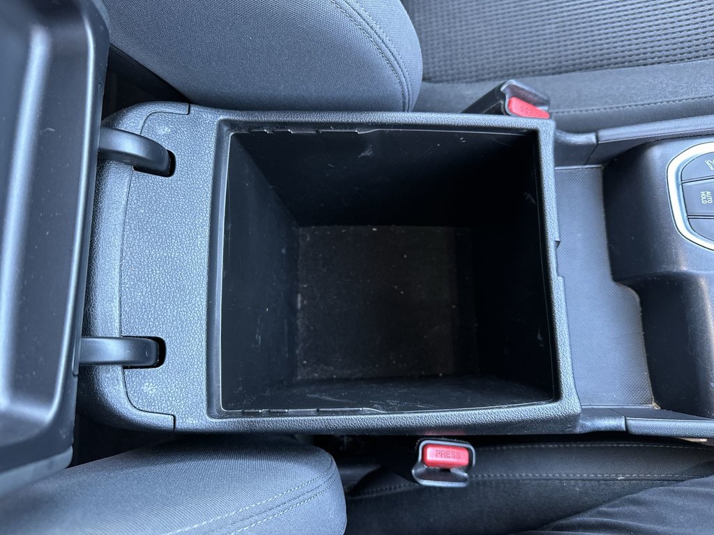 2019 Hyundai Santa Fe Preferred | Roof | Cam | HtdSeat | AdptCruise in Saint John, New Brunswick - 50 - w1024h768px