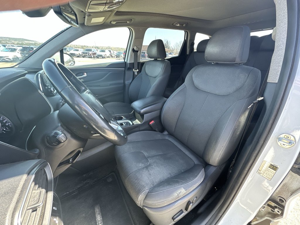 2019 Hyundai Santa Fe Preferred | Roof | Cam | HtdSeat | AdptCruise in Saint John, New Brunswick - 11 - w1024h768px