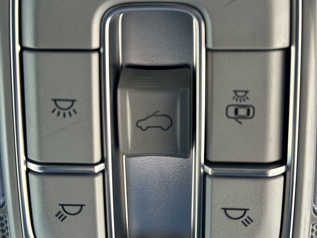 2019 Hyundai Santa Fe Preferred | Roof | Cam | HtdSeat | AdptCruise in Saint John, New Brunswick - 47 - w1024h768px