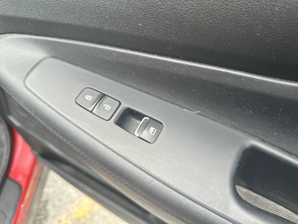 2019 Hyundai Santa Fe Essential | Cam | HtdSeat | Bluetooth | AdptCruise in Saint John, New Brunswick - 45 - w1024h768px