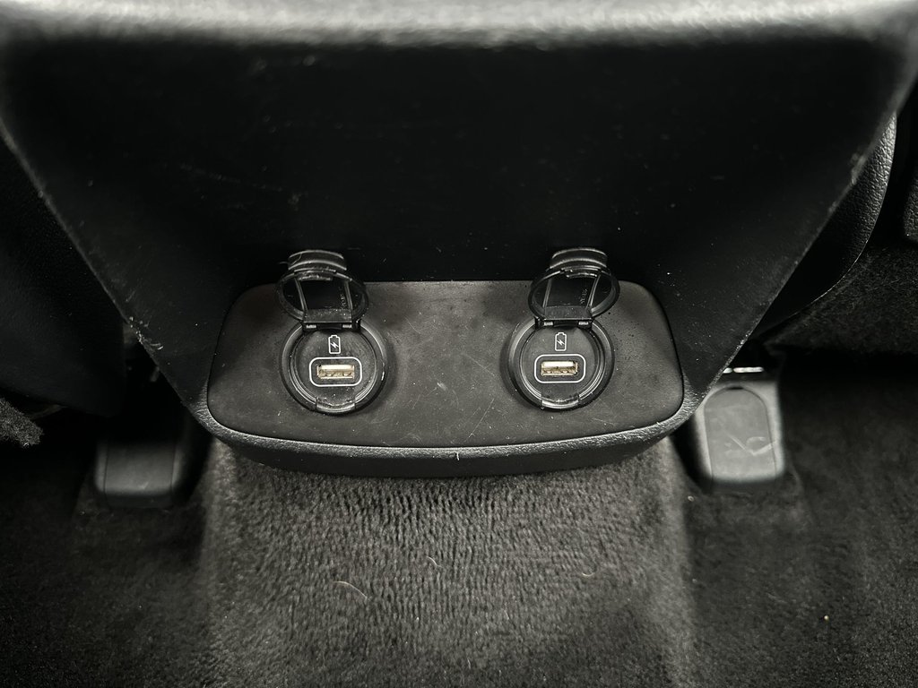 2019 Hyundai Santa Fe in Antigonish, Nova Scotia - 50 - w1024h768px