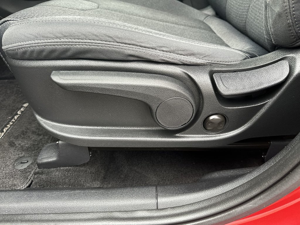 2019 Hyundai Santa Fe in Antigonish, Nova Scotia - 14 - w1024h768px