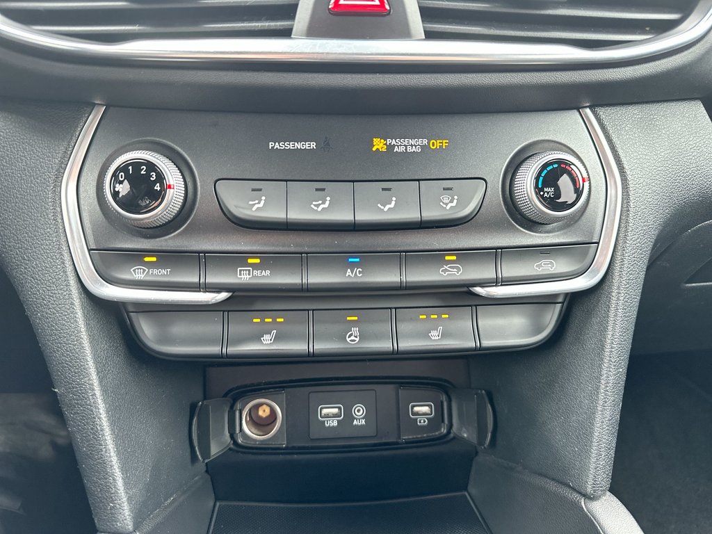 2019 Hyundai Santa Fe in Antigonish, Nova Scotia - 27 - w1024h768px