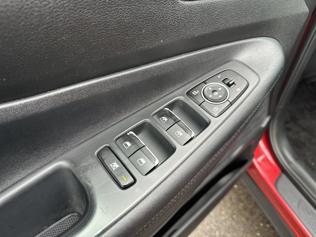 2019 Hyundai Santa Fe in Antigonish, Nova Scotia - 15 - w1024h768px