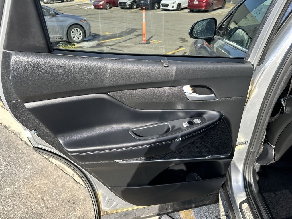 2021 Hyundai Santa Fe Ultimate Calligraphy | Cam | Warranty to 2026 in Saint John, New Brunswick - 35 - w1024h768px