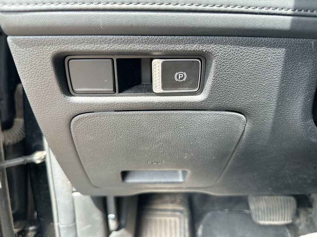 2022 Hyundai Santa Fe Preferred Trend | Lthr | Roof | Cam | HtdSeat in Saint John, New Brunswick - 30 - w1024h768px