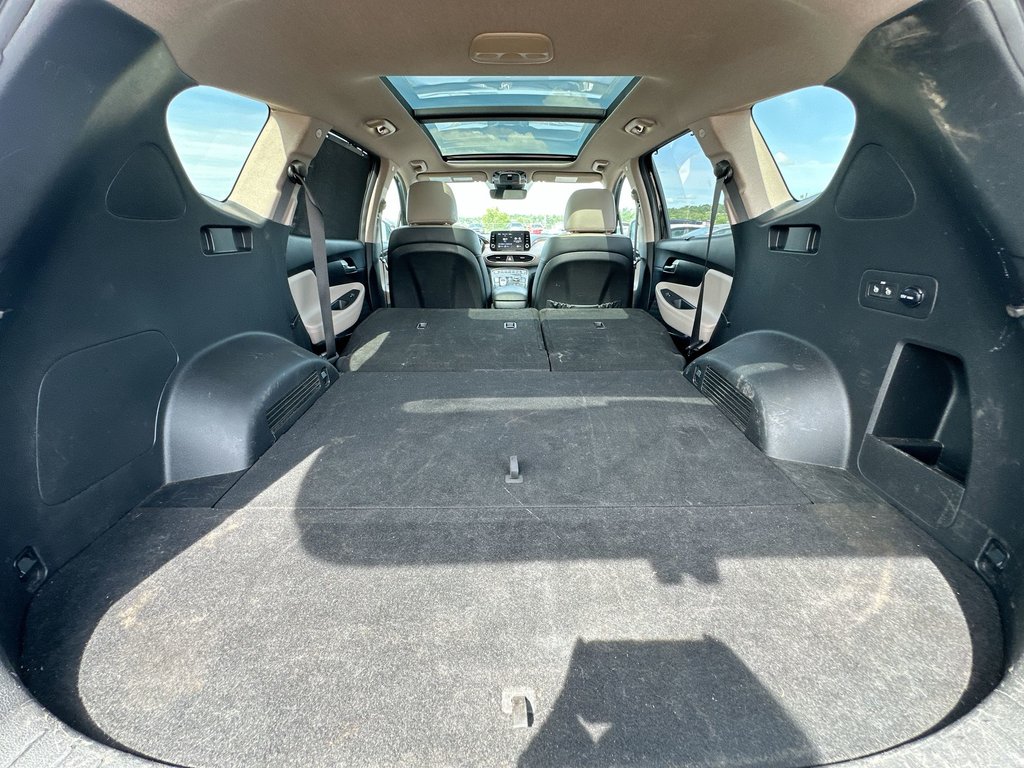 2022 Hyundai Santa Fe Preferred Trend | Lthr | Roof | Cam | HtdSeat in Saint John, New Brunswick - 37 - w1024h768px
