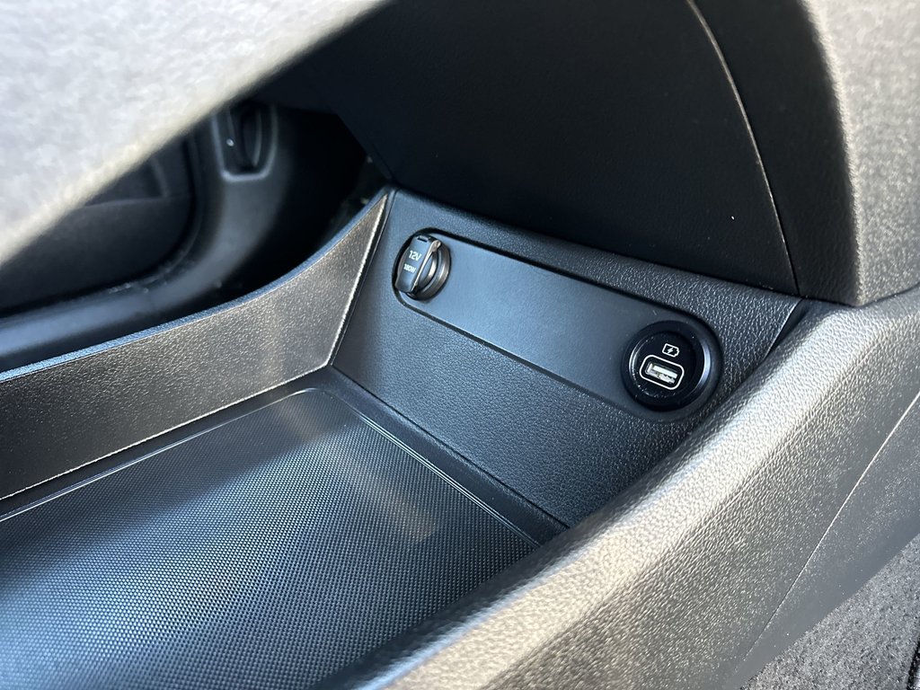 2023 Hyundai Santa Fe Preferred | Cam | HtdSeat | Warranty to 2028 | Aux in Saint John, New Brunswick - 45 - w1024h768px