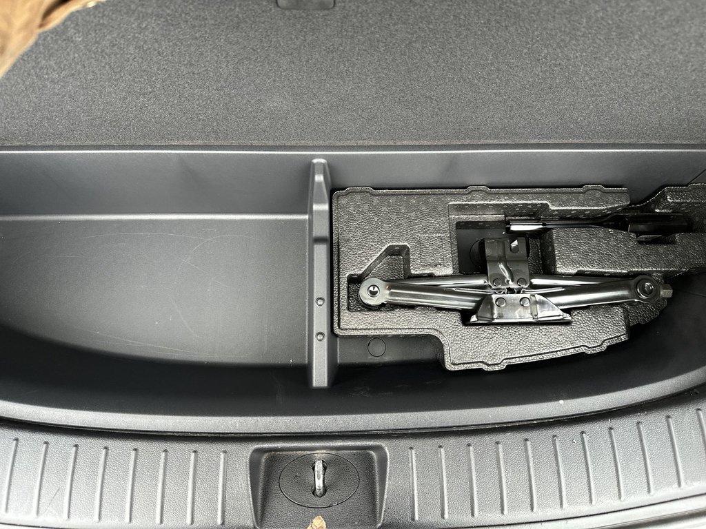 2023 Hyundai Santa Fe Preferred | Cam | HtdSeat | Aux | Warranty to 2028 in Saint John, New Brunswick - 38 - w1024h768px