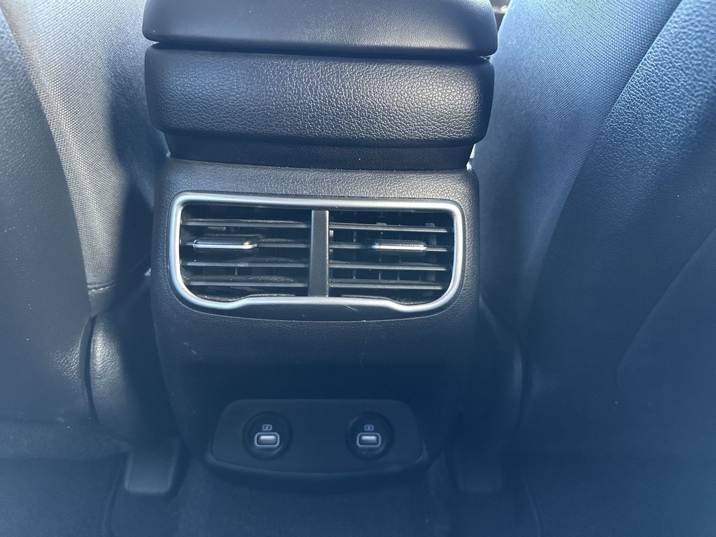 2023 Hyundai Santa Fe Preferred | Cam | HtdsSeat | Aux | Warranty 2028 in Saint John, New Brunswick - 52 - w1024h768px