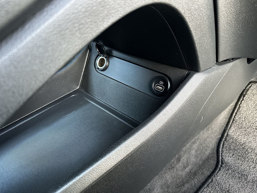 2023 Hyundai Santa Fe Preferred | Cam | HtdsSeat | Aux | Warranty 2028 in Saint John, New Brunswick - 45 - w1024h768px