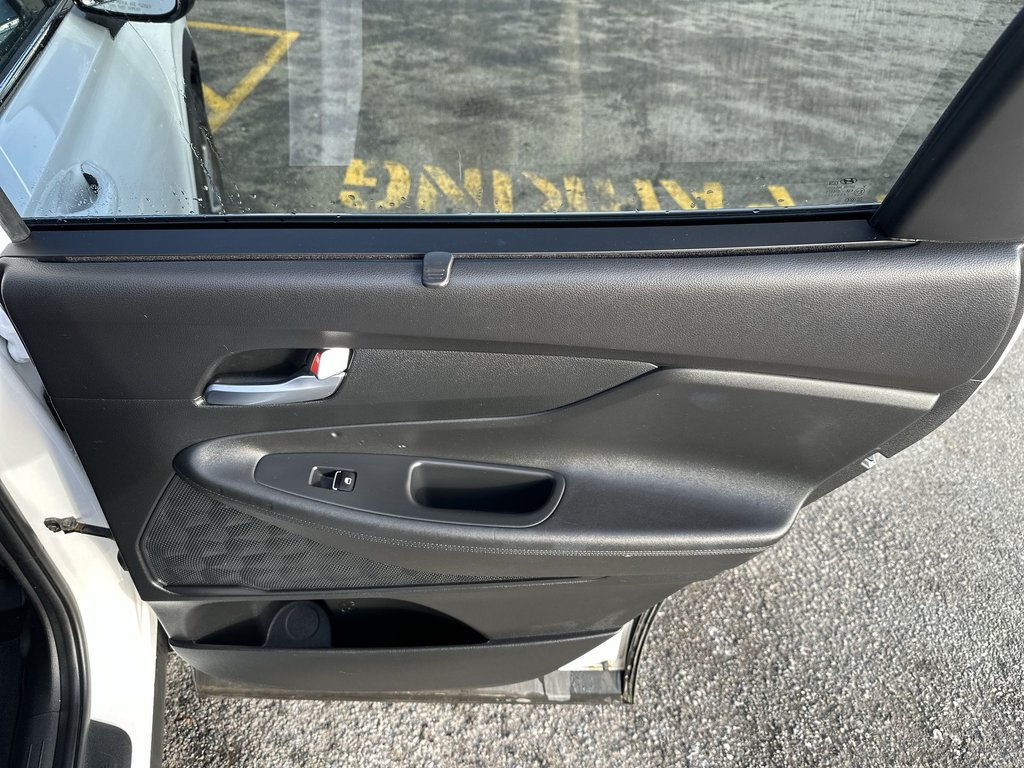 2023 Hyundai Santa Fe Preferred | Cam | HtdsSeat | Aux | Warranty 2028 in Saint John, New Brunswick - 41 - w1024h768px