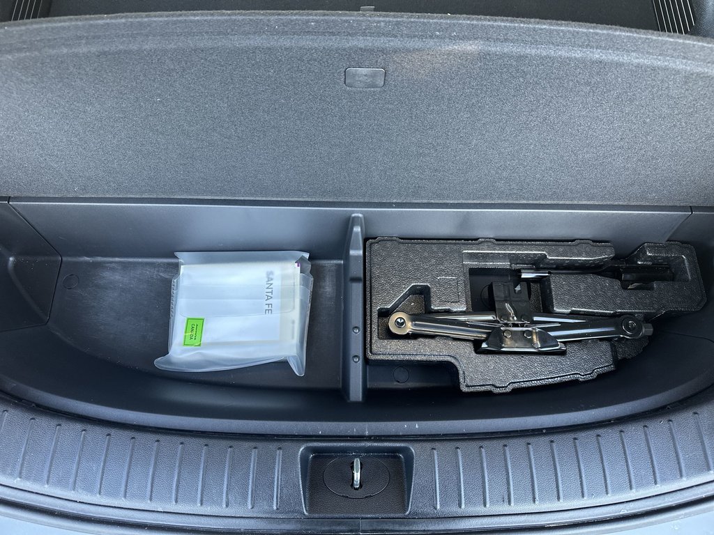 2023 Hyundai Santa Fe in Antigonish, Nova Scotia - 37 - w1024h768px