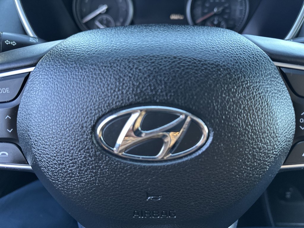 2023 Hyundai Santa Fe in Antigonish, Nova Scotia - 18 - w1024h768px