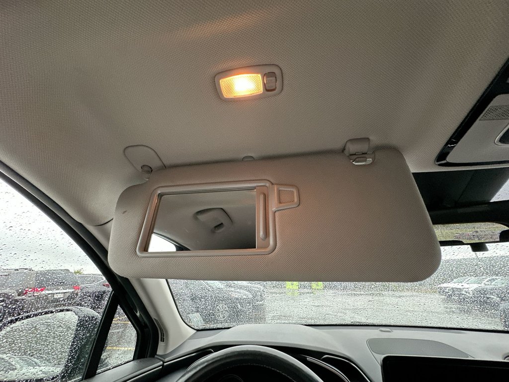 Hyundai Santa Fe Preferred | RmtStart | HtdSeats | Warranty to 2027 2023 à Saint John, Nouveau-Brunswick - 48 - w1024h768px