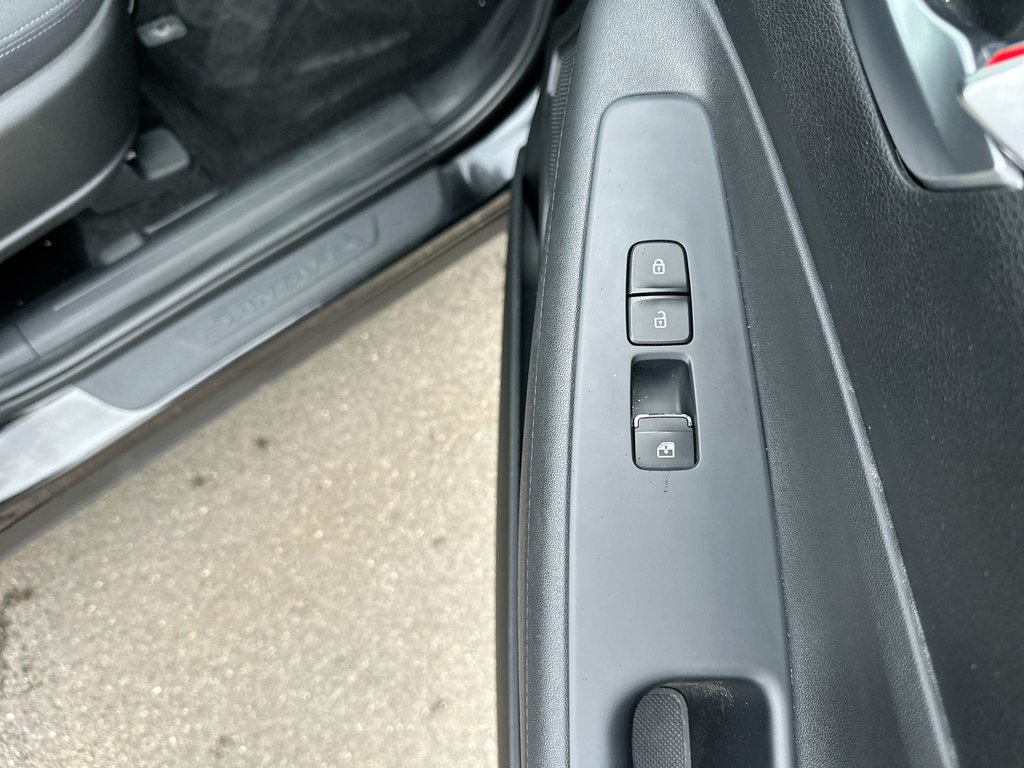 Hyundai Santa Fe Preferred | RmtStart | HtdSeats | Warranty to 2027 2023 à Saint John, Nouveau-Brunswick - 46 - w1024h768px