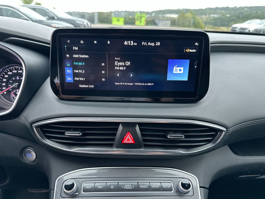 Hyundai Santa Fe Preferred | RmtStart | HtdSeats | Warranty to 2027 2023 à Saint John, Nouveau-Brunswick - 25 - w1024h768px