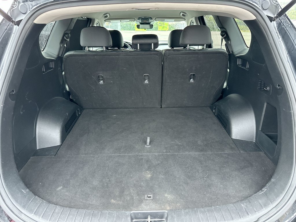 Hyundai Santa Fe Preferred | RmtStart | HtdSeats | Warranty to 2027 2023 à Saint John, Nouveau-Brunswick - 36 - w1024h768px
