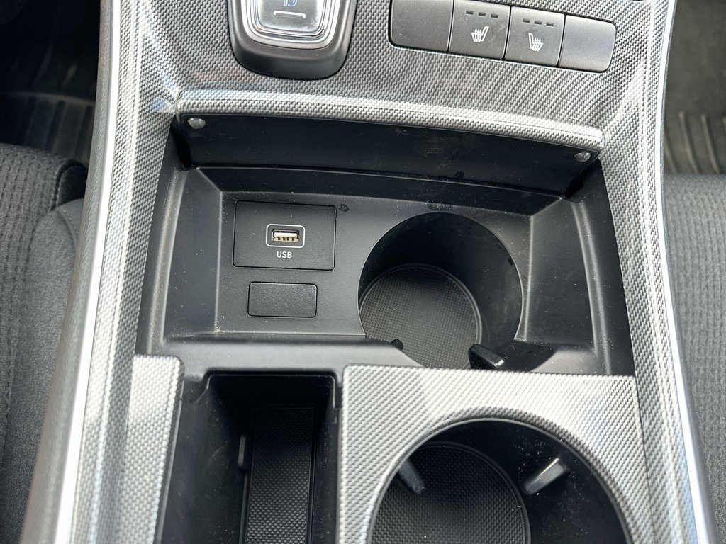 2023 Hyundai Santa Fe Preferred | Cam | HtdSeat | Warranty to 2028 in Saint John, New Brunswick - 45 - w1024h768px