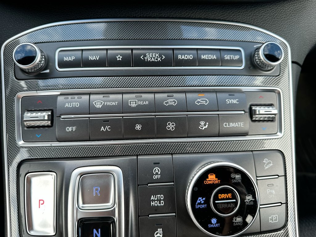 2023 Hyundai Santa Fe Preferred | Cam | HtdSeat | Warranty to 2028 in Saint John, New Brunswick - 27 - w1024h768px