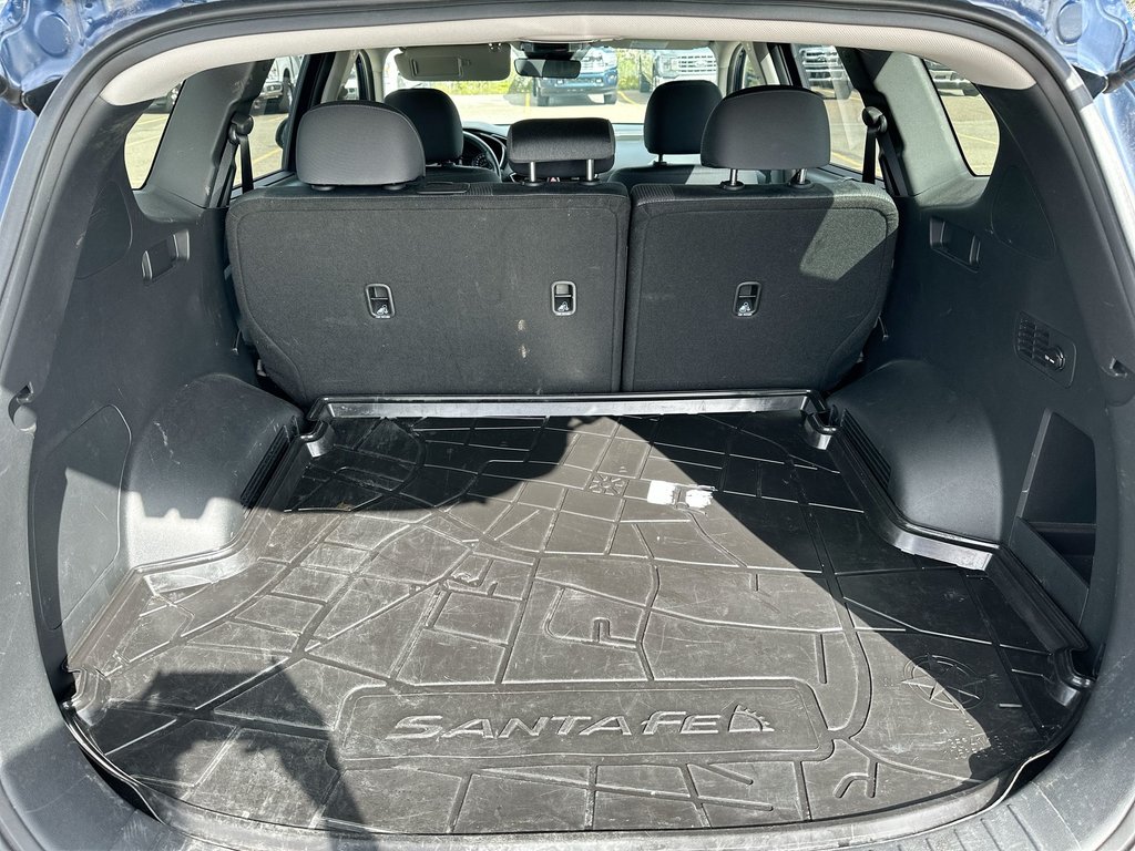 2023 Hyundai Santa Fe Preferred | Cam | HtdSeat | Warranty to 2028 in Saint John, New Brunswick - 36 - w1024h768px