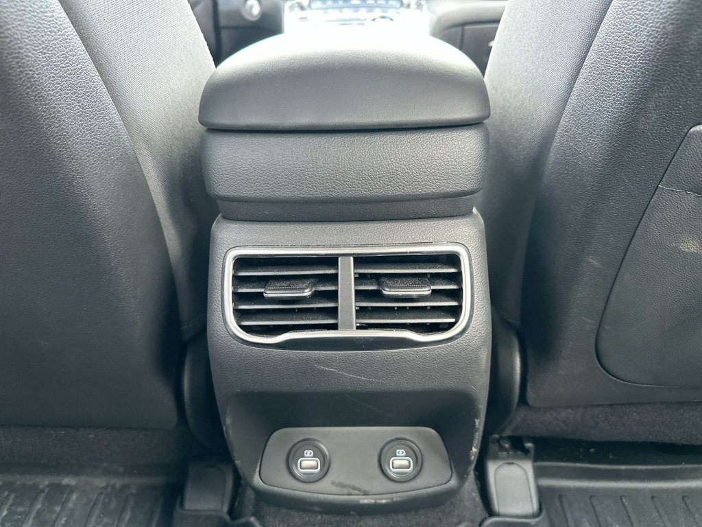 2023 Hyundai Santa Fe Preferred | Cam | HtdSeat | Warranty to 2028 in Saint John, New Brunswick - 49 - w1024h768px