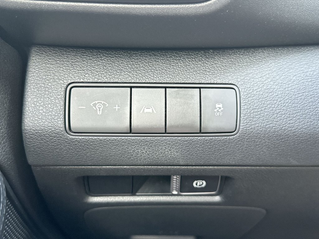 2023 Hyundai Santa Fe Preferred | Cam | HtdSeat | Warranty to 2028 in Saint John, New Brunswick - 22 - w1024h768px