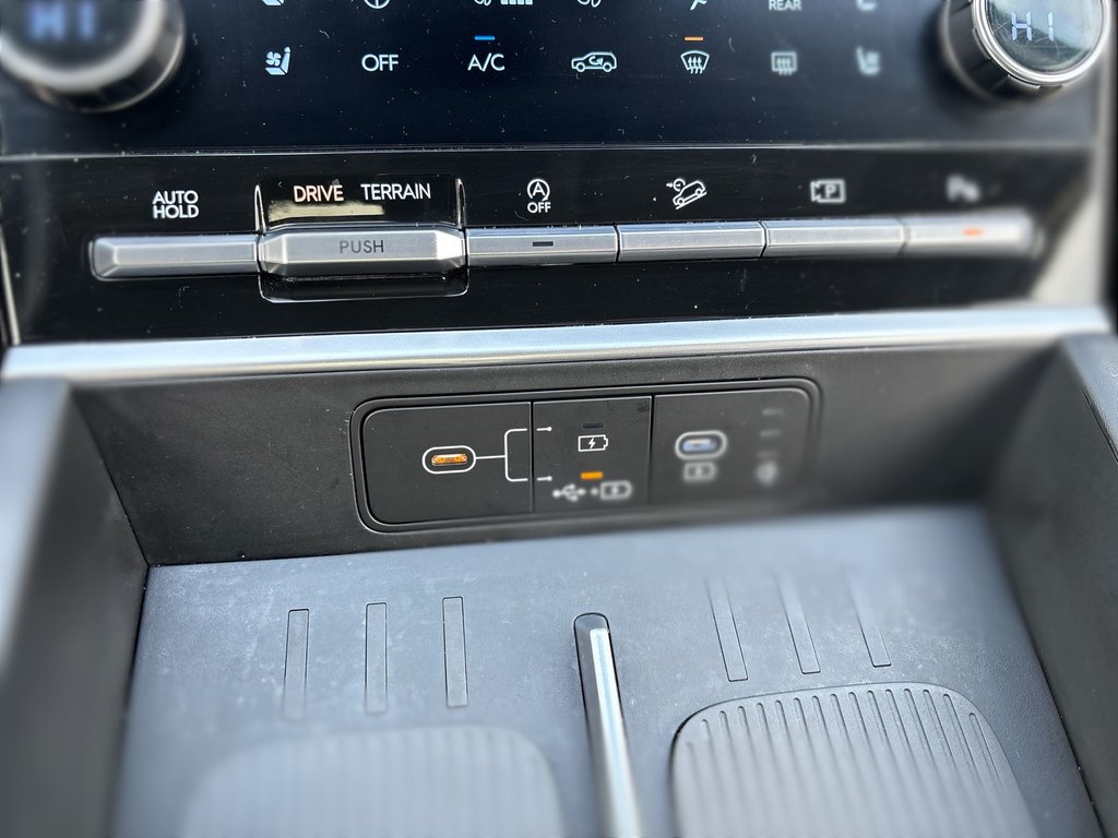 2024 Hyundai Santa Fe in Antigonish, Nova Scotia - 30 - w1024h768px