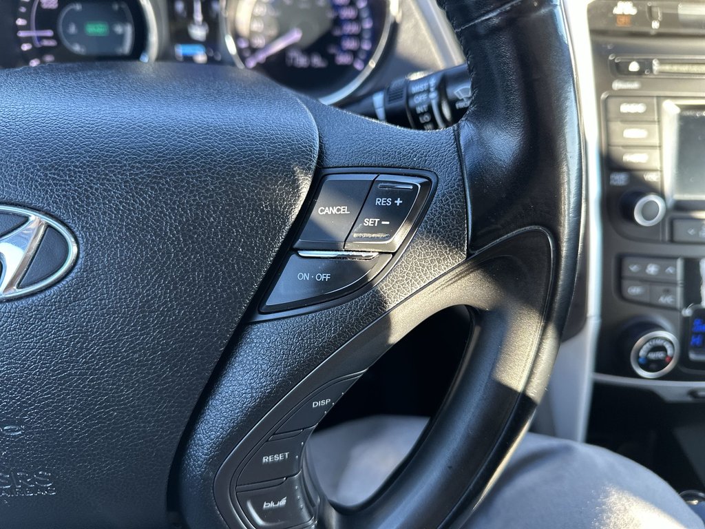 2015 Hyundai Sonata Hybrid Base | HtdSeats | Cam | Bluetooth | USB | Aux | AC in Saint John, New Brunswick - 21 - w1024h768px