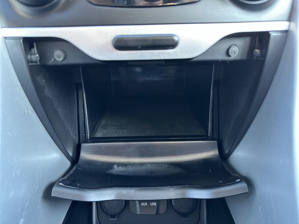 2015 Hyundai Sonata Hybrid Base | HtdSeats | Cam | Bluetooth | USB | Aux | AC in Saint John, New Brunswick - 28 - w1024h768px