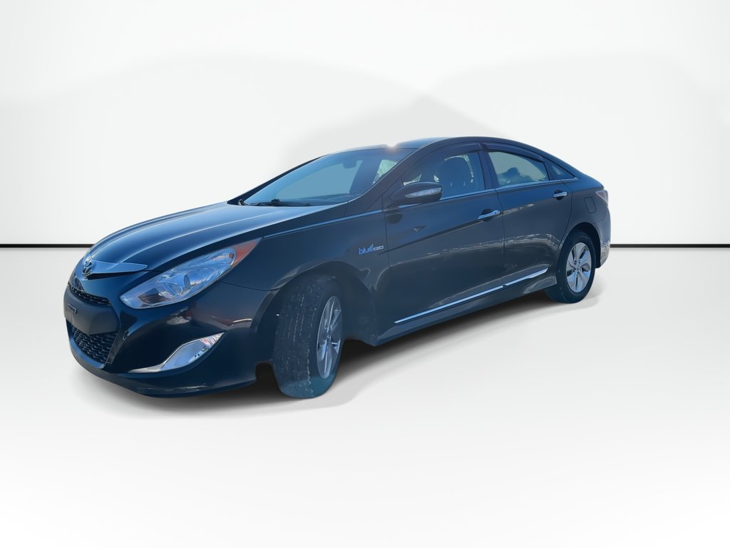 2015 Hyundai Sonata Hybrid Base | HtdSeats | Cam | Bluetooth | USB | Aux | AC in Saint John, New Brunswick - 4 - w1024h768px