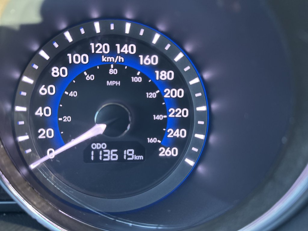 2015 Hyundai Sonata Hybrid Base | HtdSeats | Cam | Bluetooth | USB | Aux | AC in Saint John, New Brunswick - 23 - w1024h768px