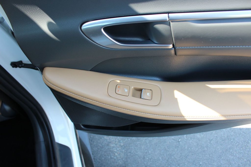 2022 Hyundai Sonata Hybrid in Antigonish, Nova Scotia - 39 - w1024h768px