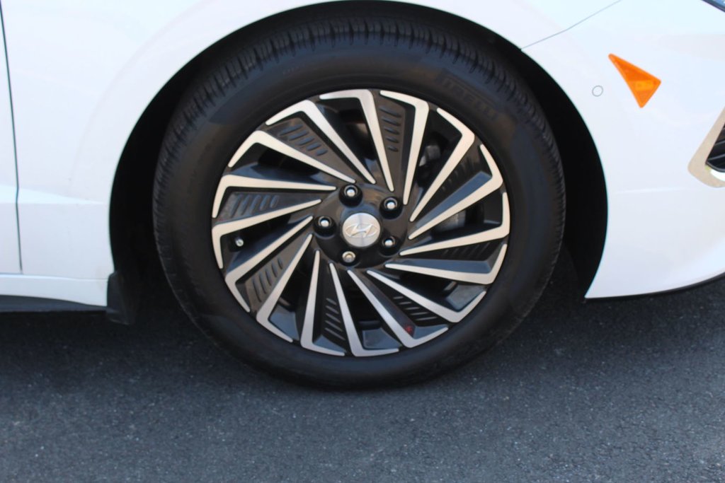 2022 Hyundai Sonata Hybrid in Antigonish, Nova Scotia - 9 - w1024h768px