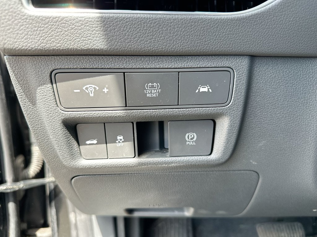 2022 Hyundai Sonata Hybrid Ultimate | Roof | Lthr | Nav | Warranty to 2027 in Saint John, New Brunswick - 30 - w1024h768px